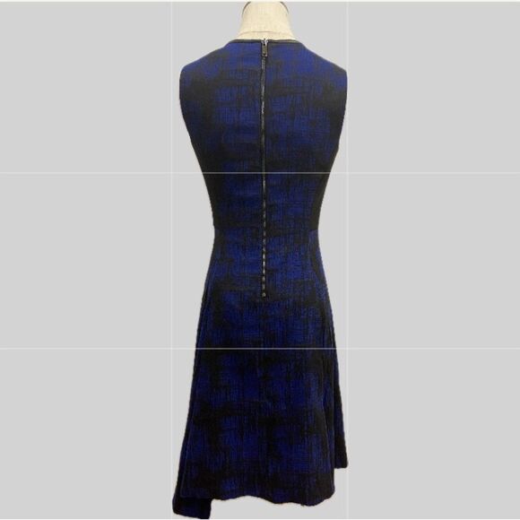 DKNY NWOT Elegant Blue and Black Sleeveless Dress 2 - Picture 2 of 8